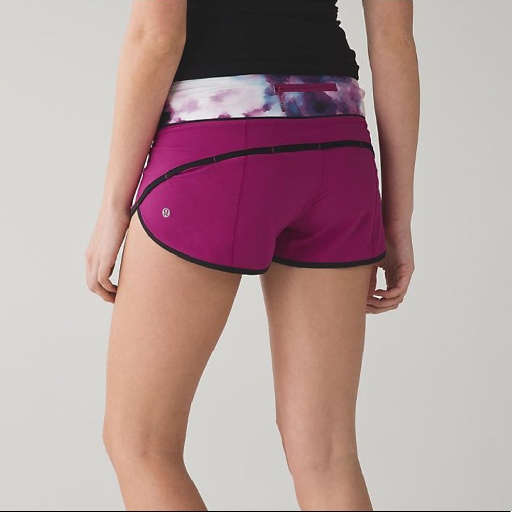 Lululemon speed short - raspberry size 4, 2.5”